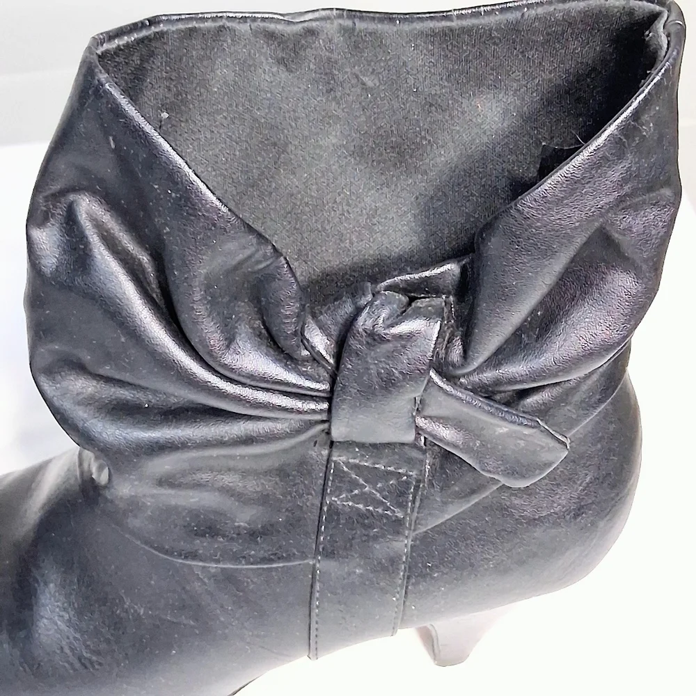 a.n.a. Size 9 Faux Leather 3